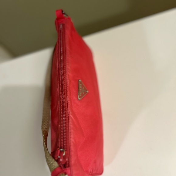 Prada pink nylon pochette - Picture 9 of 13